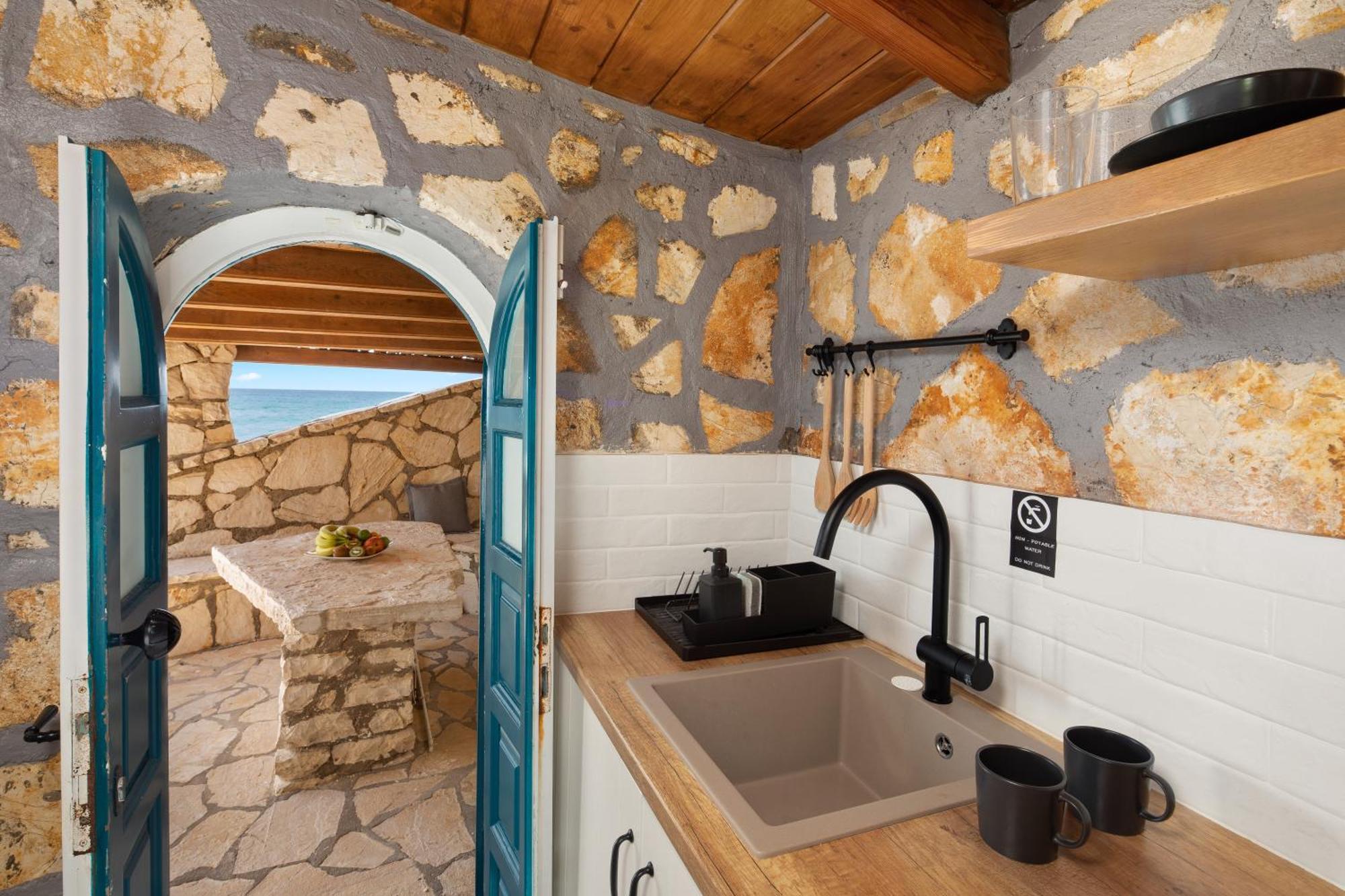 Kyma Suites - Adult Only Accommodation Almiros Beach Екстериор снимка